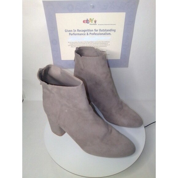 Old Navy Tan Faux Suede Ankle Block Heel Round Toe Boots Women’s Size 8 preowned - Picture 1 of 6